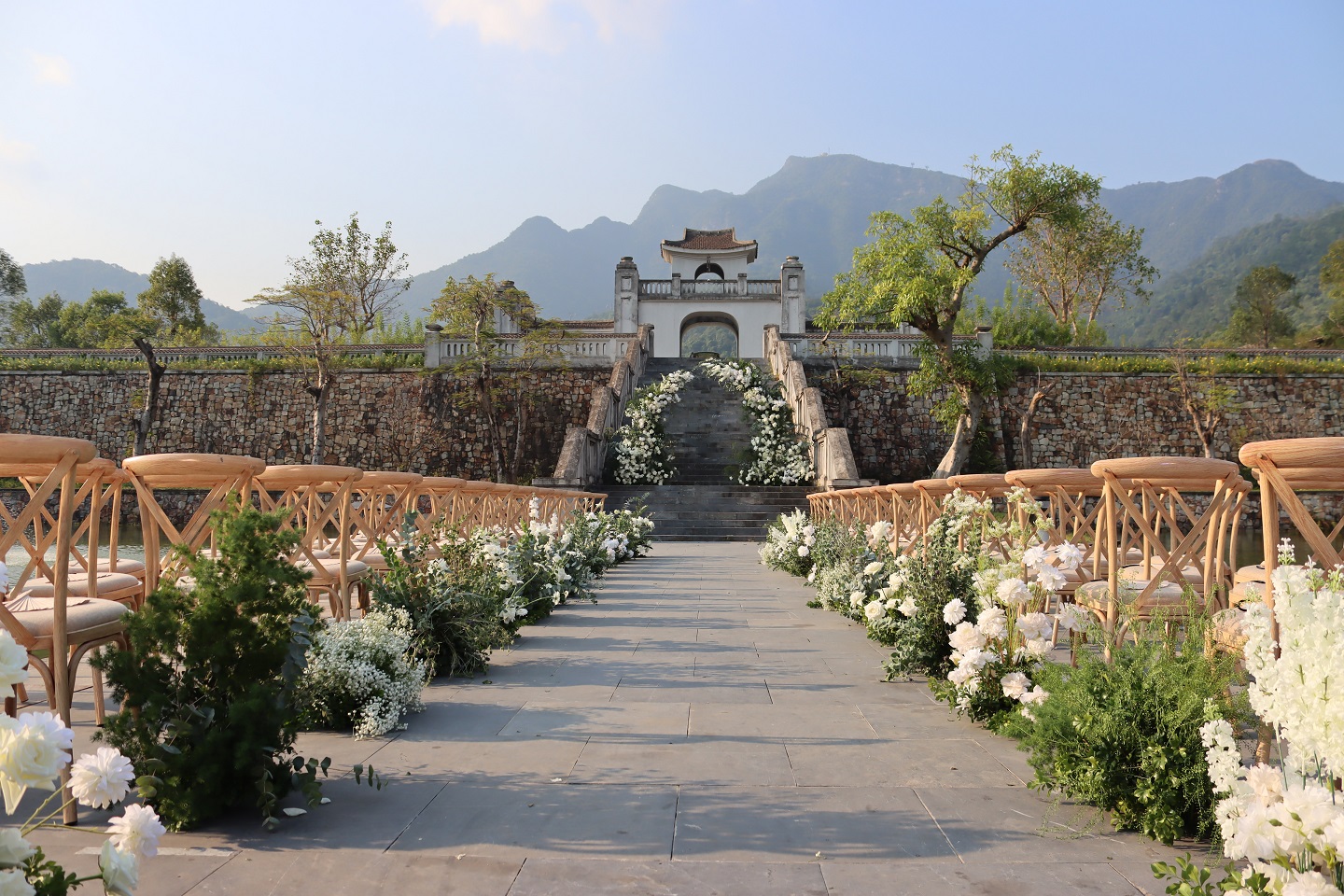 Into an Ancient Palace inspired by Tran Dynasty 13th century and learn Viet Nam Zen Buddhism after Ha Long Bay